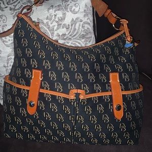 Dooney & Bourke hobo bag